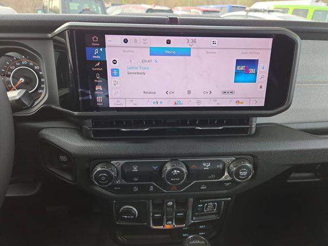 new 2026 Jeep Gladiator car, priced at $47,985