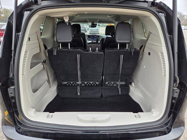 used 2024 Chrysler Pacifica car, priced at $23,294