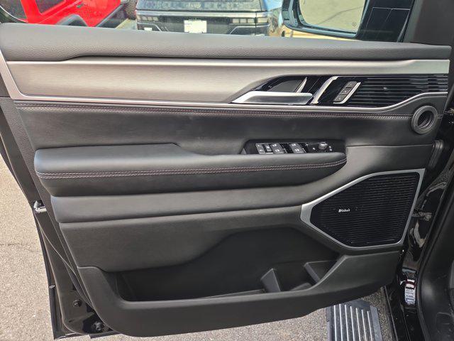 new 2026 Jeep Grand Wagoneer car, priced at $78,650