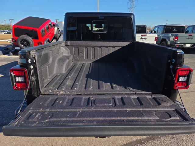 new 2026 Jeep Gladiator car, priced at $61,930