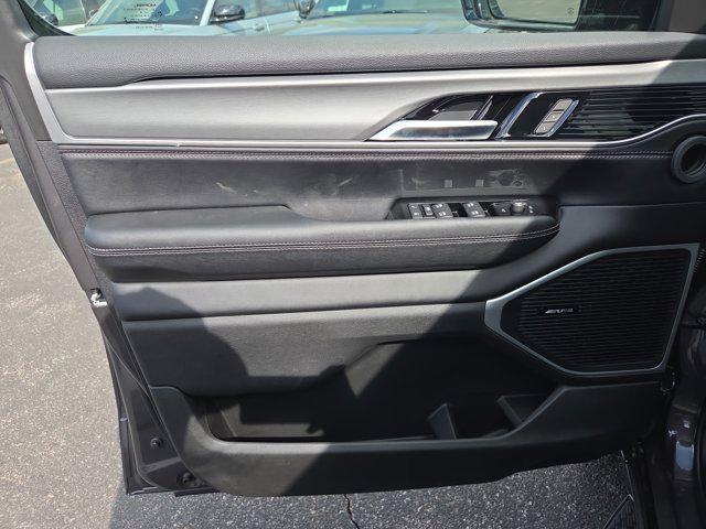 new 2026 Jeep Grand Wagoneer car, priced at $74,980