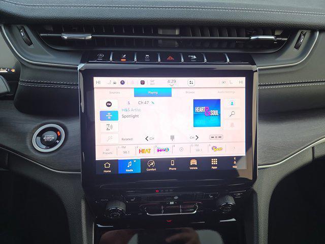 new 2025 Jeep Grand Cherokee L car, priced at $49,499