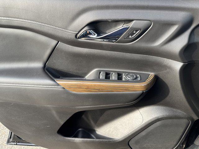 used 2023 GMC Acadia car, priced at $25,992