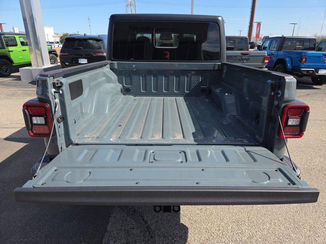 new 2026 Jeep Gladiator car, priced at $57,765