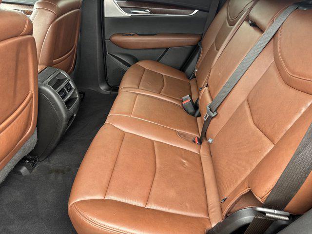 used 2021 Cadillac XT5 car, priced at $23,991