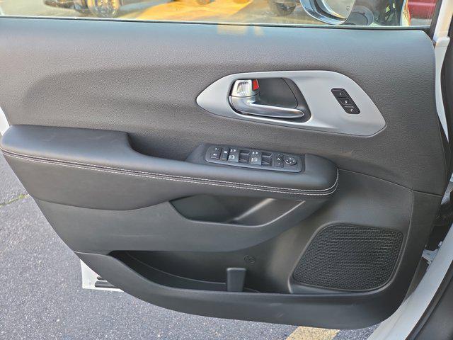 new 2026 Chrysler Pacifica car, priced at $49,435