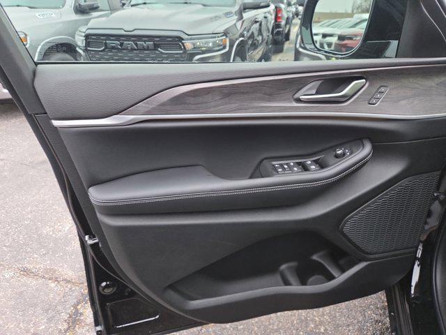 new 2025 Jeep Grand Cherokee L car, priced at $50,999