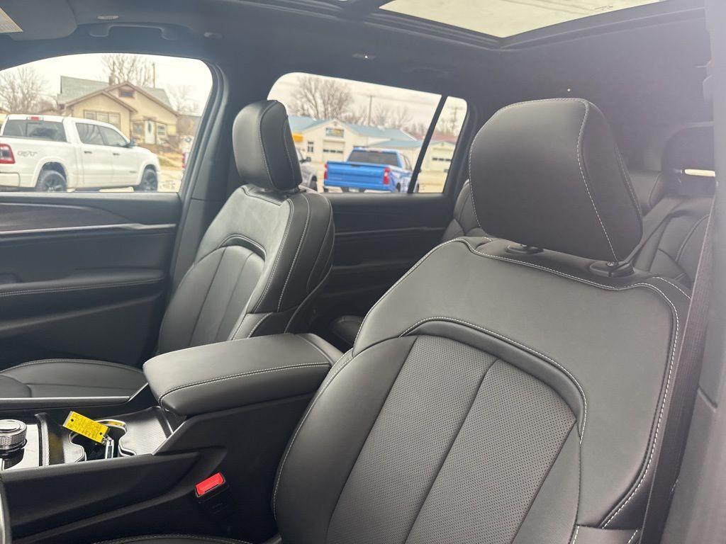 new 2026 Jeep Grand Cherokee L car, priced at $59,020