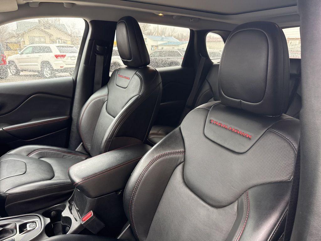 used 2022 Jeep Cherokee car, priced at $27,995