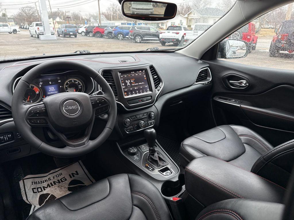 used 2022 Jeep Cherokee car, priced at $27,995