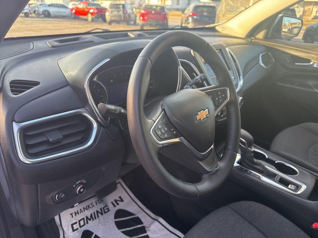 used 2022 Chevrolet Equinox car, priced at $21,995