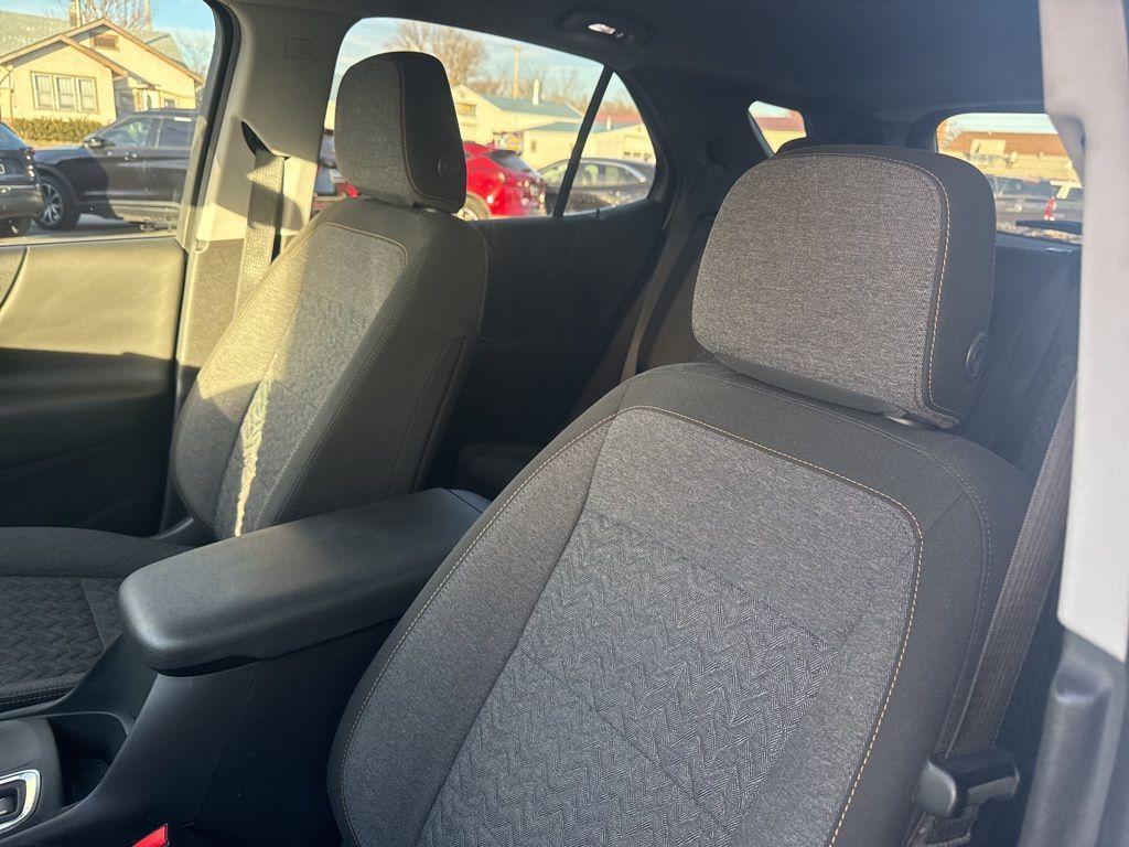 used 2022 Chevrolet Equinox car, priced at $21,995
