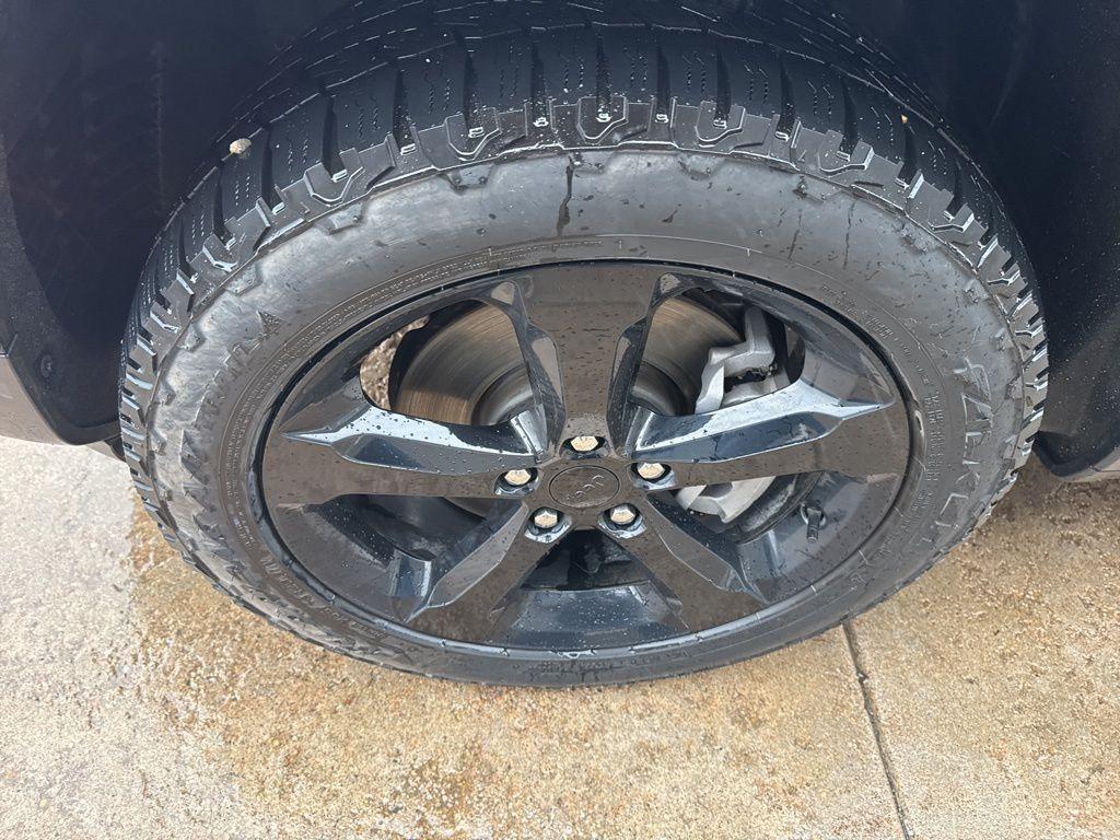 used 2023 Jeep Grand Cherokee L car, priced at $38,995