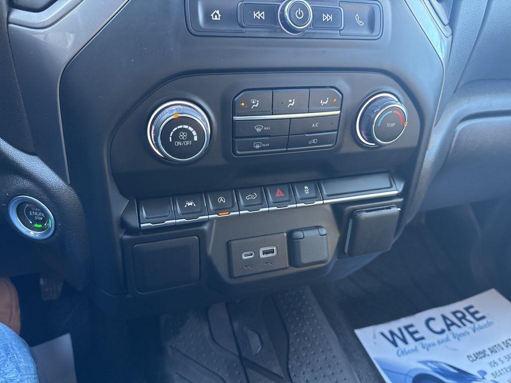 used 2022 Chevrolet Silverado 1500 car, priced at $34,995