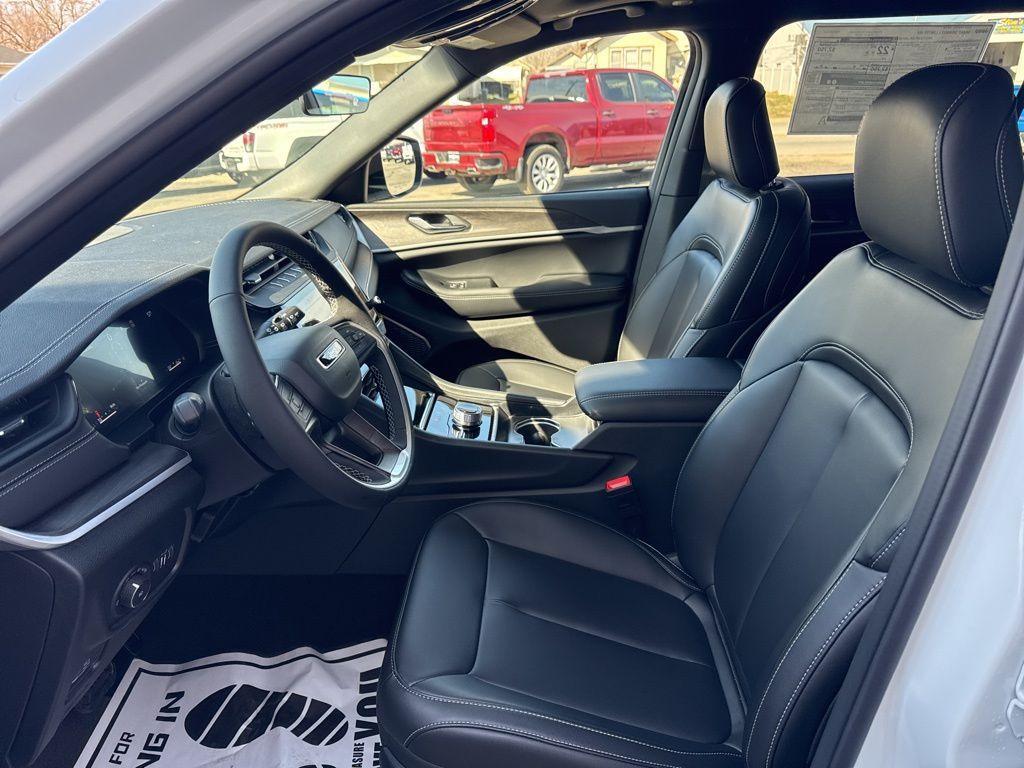 new 2026 Jeep Grand Cherokee L car, priced at $53,155