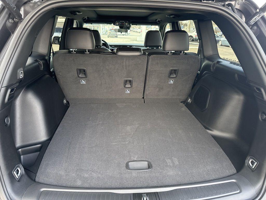 new 2026 Jeep Grand Cherokee car, priced at $50,805