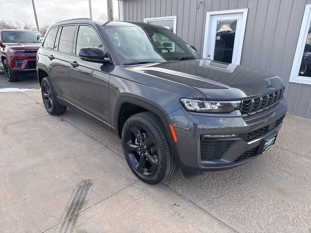 new 2026 Jeep Grand Cherokee car, priced at $50,805