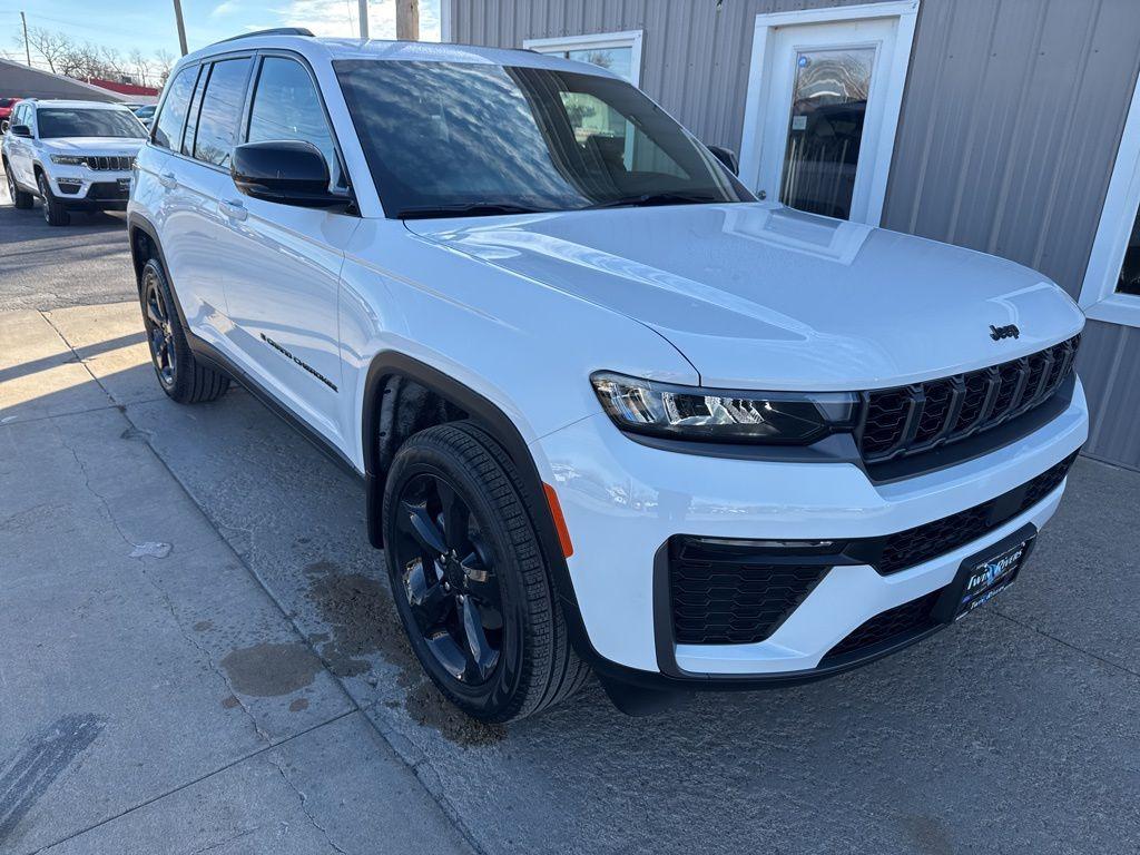 new 2026 Jeep Grand Cherokee car, priced at $50,735