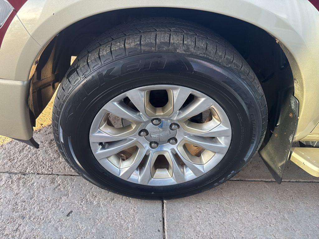 used 2015 Ram 1500 car, priced at $17,995