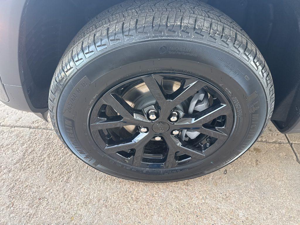 new 2026 Jeep Grand Cherokee car, priced at $48,250