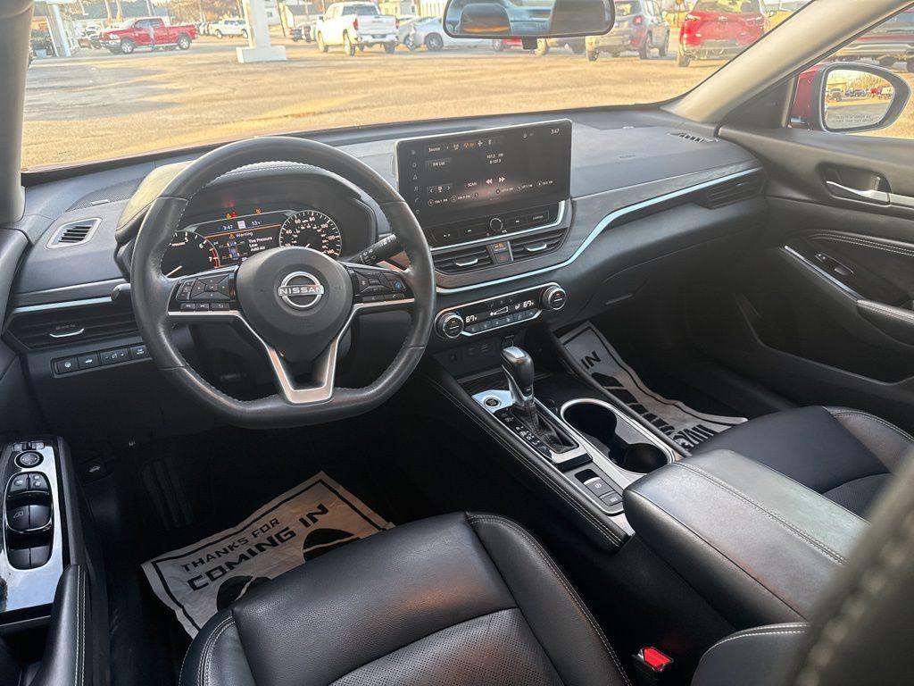 used 2023 Nissan Altima car, priced at $29,995