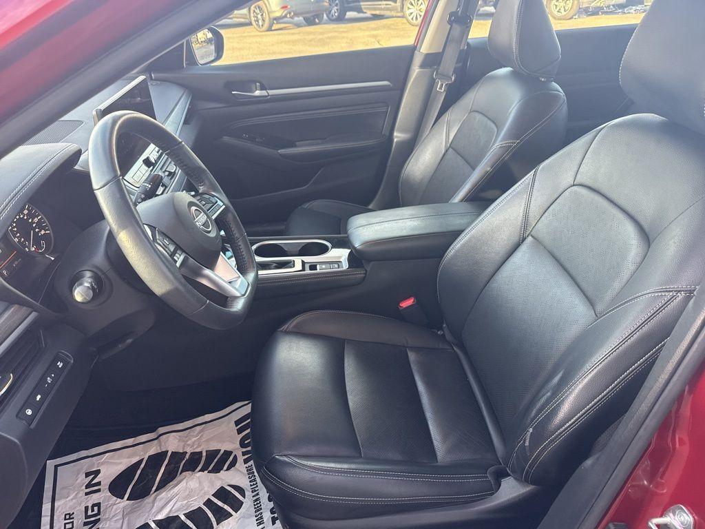 used 2023 Nissan Altima car, priced at $29,995