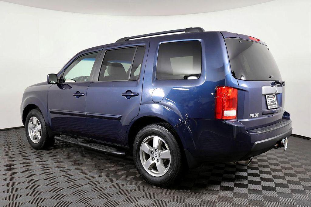 used 2011 Honda Pilot car, priced at $11,998