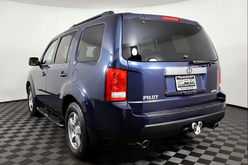 used 2011 Honda Pilot car, priced at $11,998