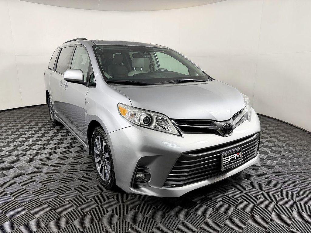 used 2018 Toyota Sienna car, priced at $32,000