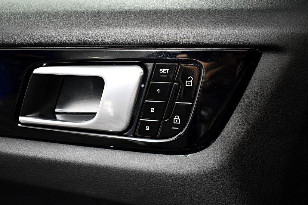 used 2020 Porsche Cayenne car, priced at $34,995