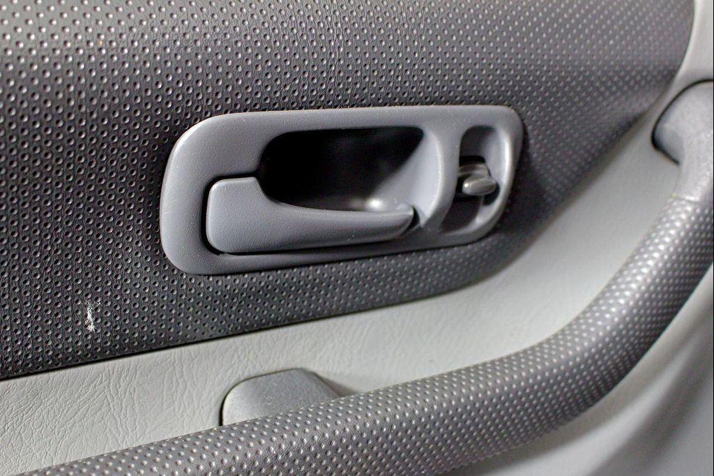 used 1998 Honda CR-V car, priced at $7,998