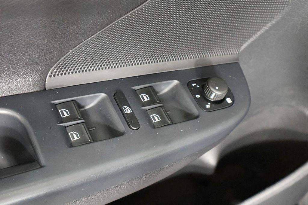 used 2013 Volkswagen Jetta SportWagen car, priced at $9,995