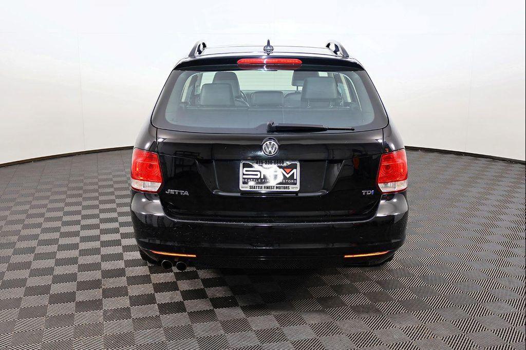 used 2013 Volkswagen Jetta SportWagen car, priced at $9,995