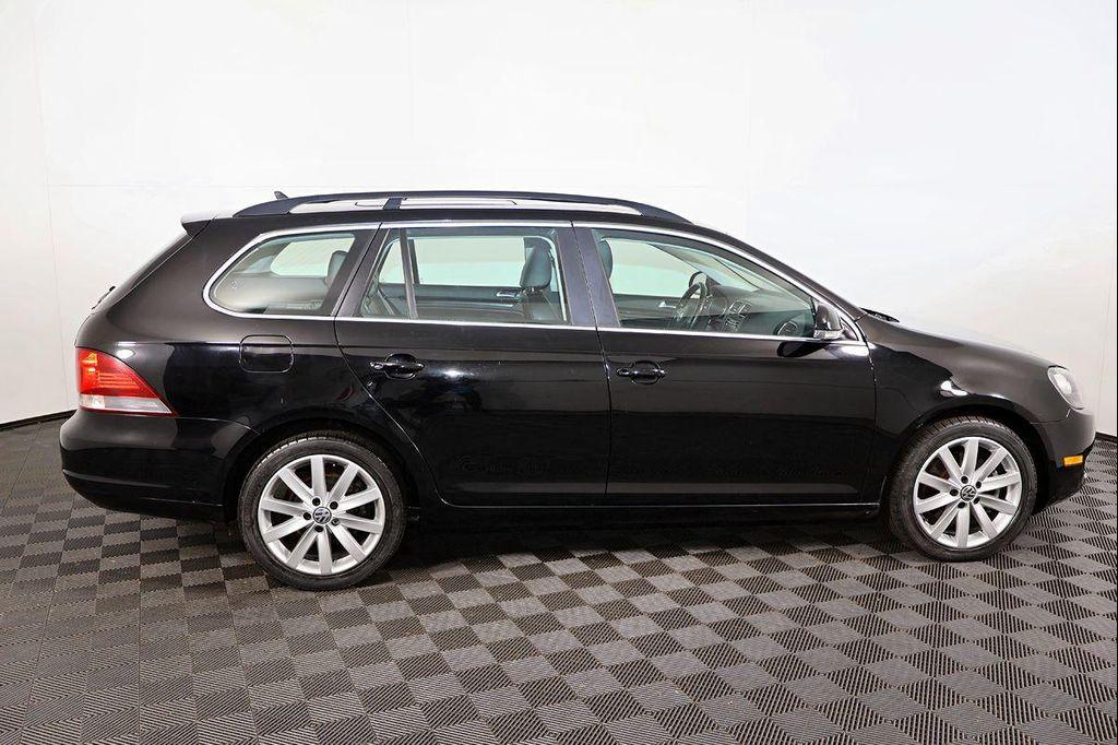 used 2013 Volkswagen Jetta SportWagen car, priced at $9,995