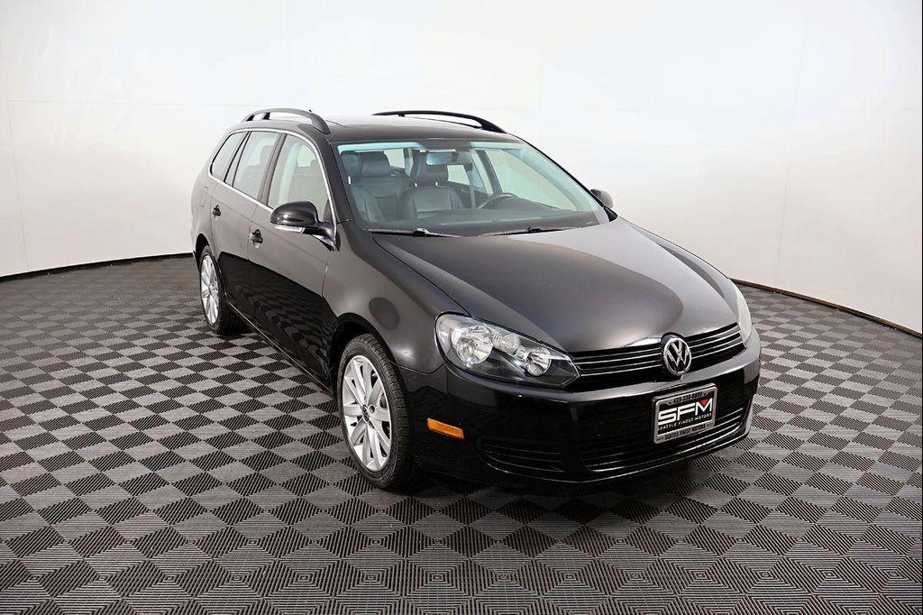 used 2013 Volkswagen Jetta SportWagen car, priced at $9,995
