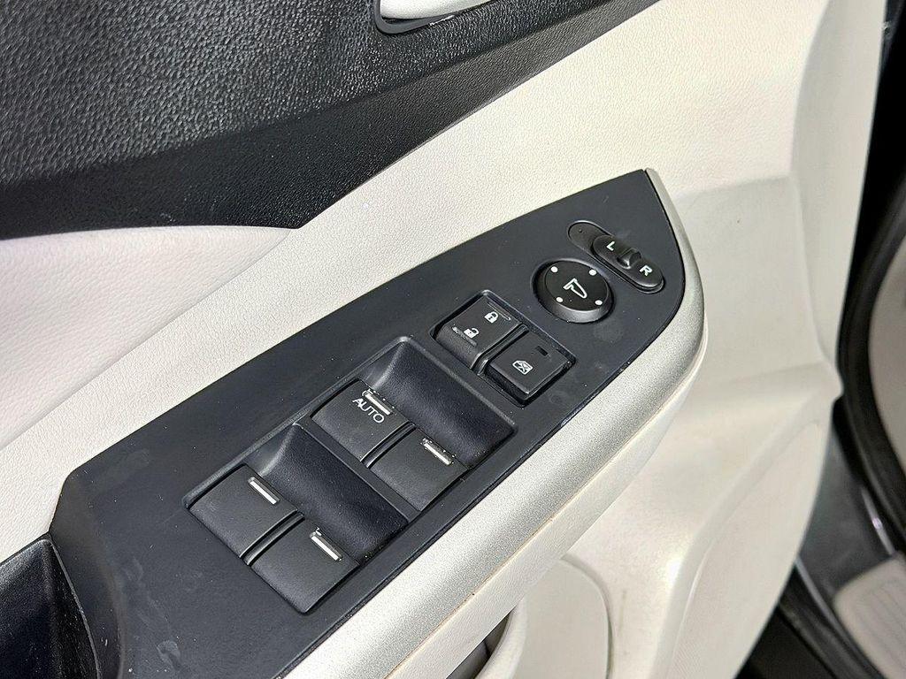 used 2013 Honda CR-V car, priced at $15,500
