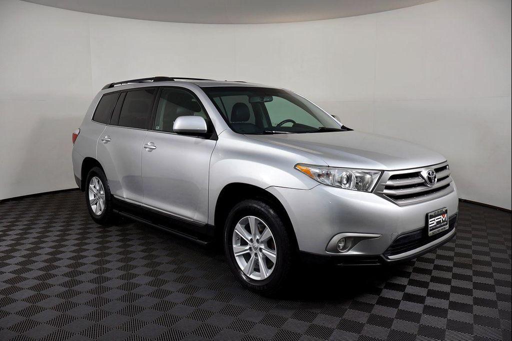 used 2011 Toyota Highlander car, priced at $13,998