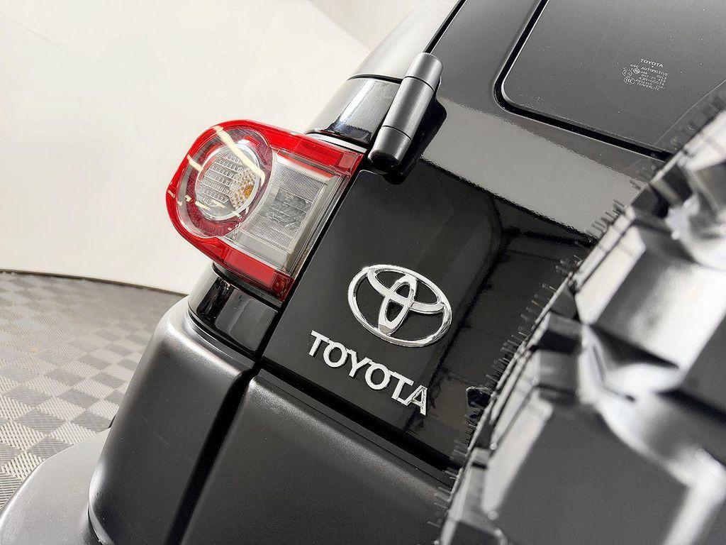 used 2014 Toyota FJ Cruiser car, priced at $28,000