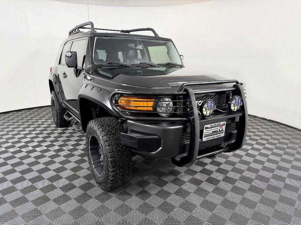 used 2014 Toyota FJ Cruiser car, priced at $28,000