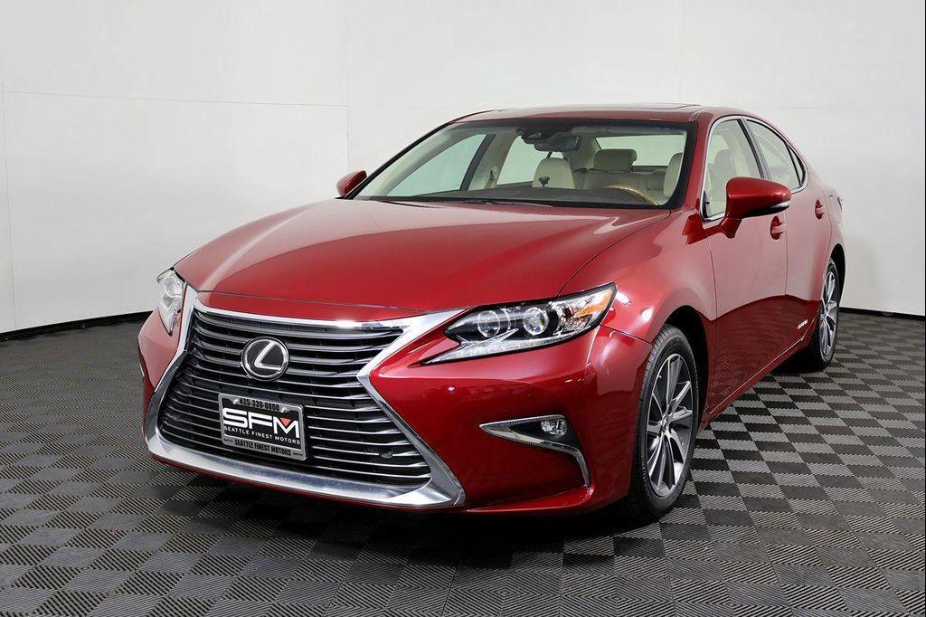 used 2018 Lexus ES 300h car, priced at $25,998