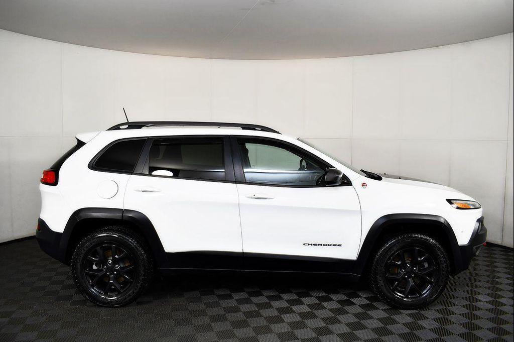 used 2017 Jeep Cherokee car, priced at $12,899