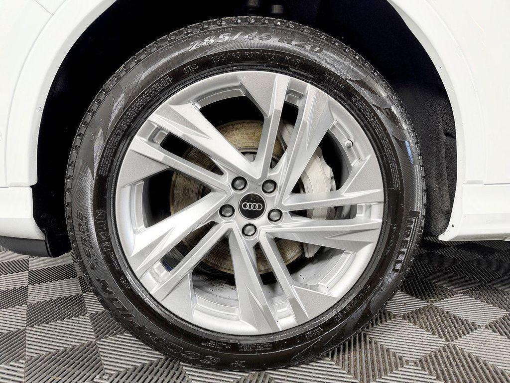 used 2023 Audi Q7 car, priced at $33,500