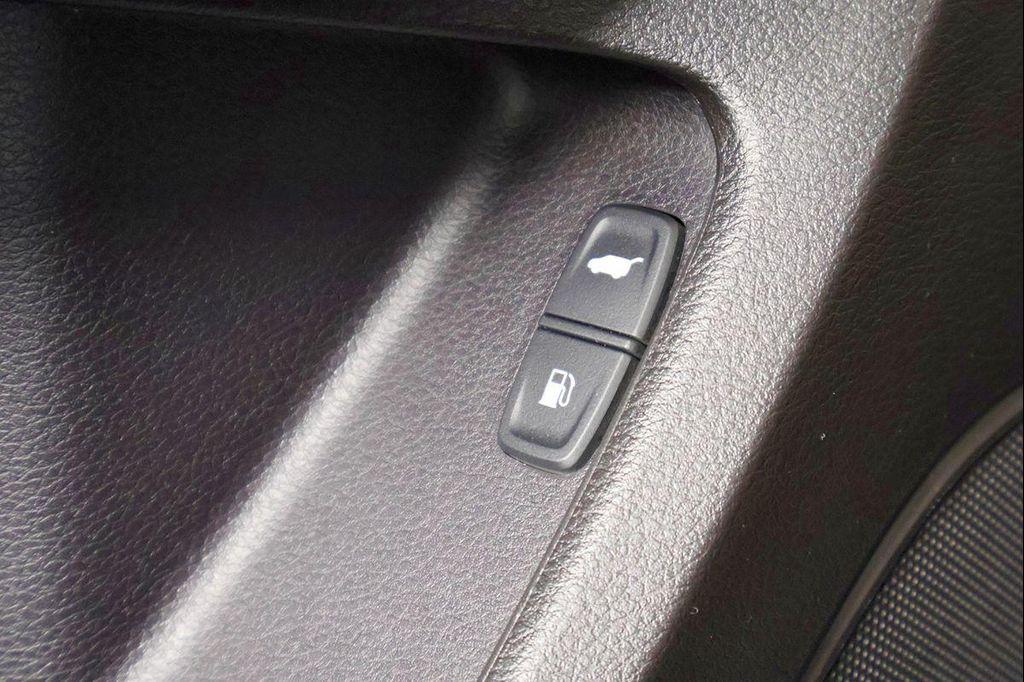 used 2015 Acura MDX car, priced at $16,898