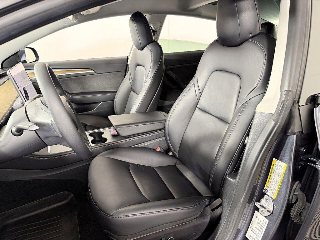 used 2022 Tesla Model 3 car, priced at $27,999