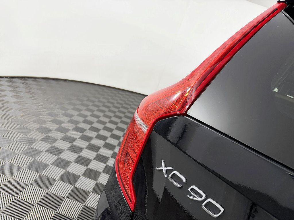 used 2021 Volvo XC90 car, priced at $33,800