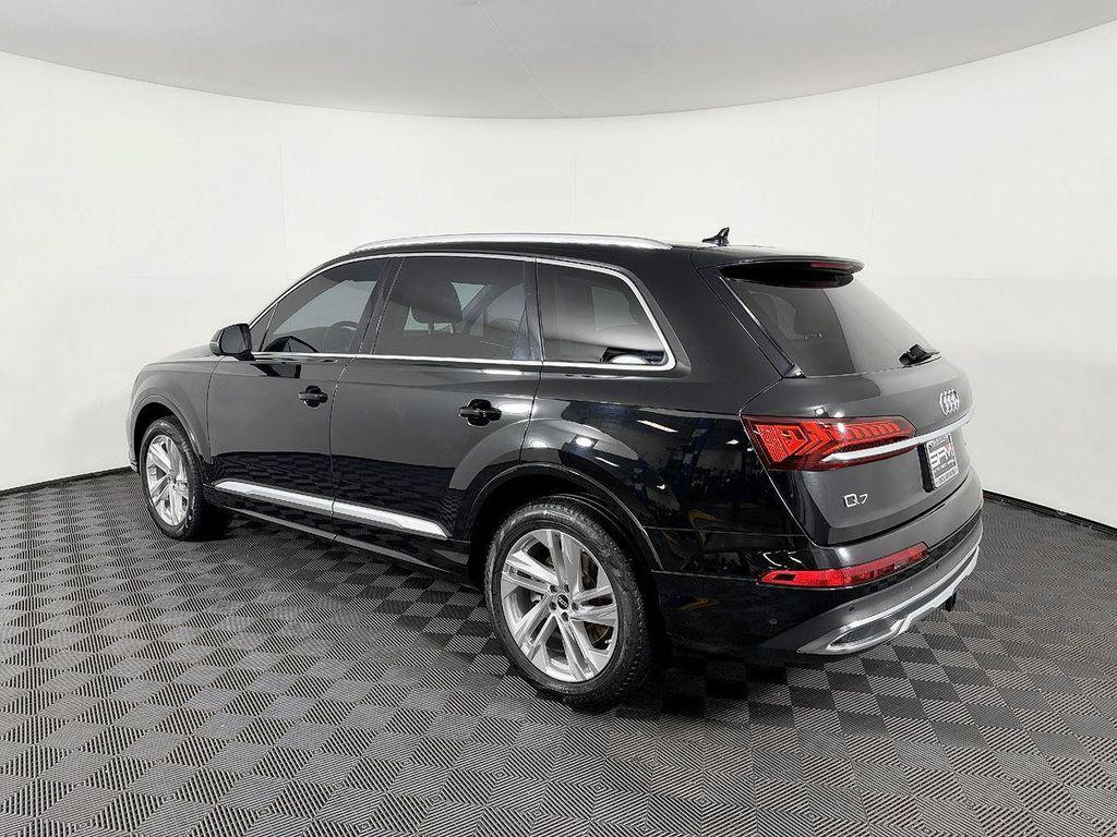 used 2022 Audi Q7 car, priced at $35,900