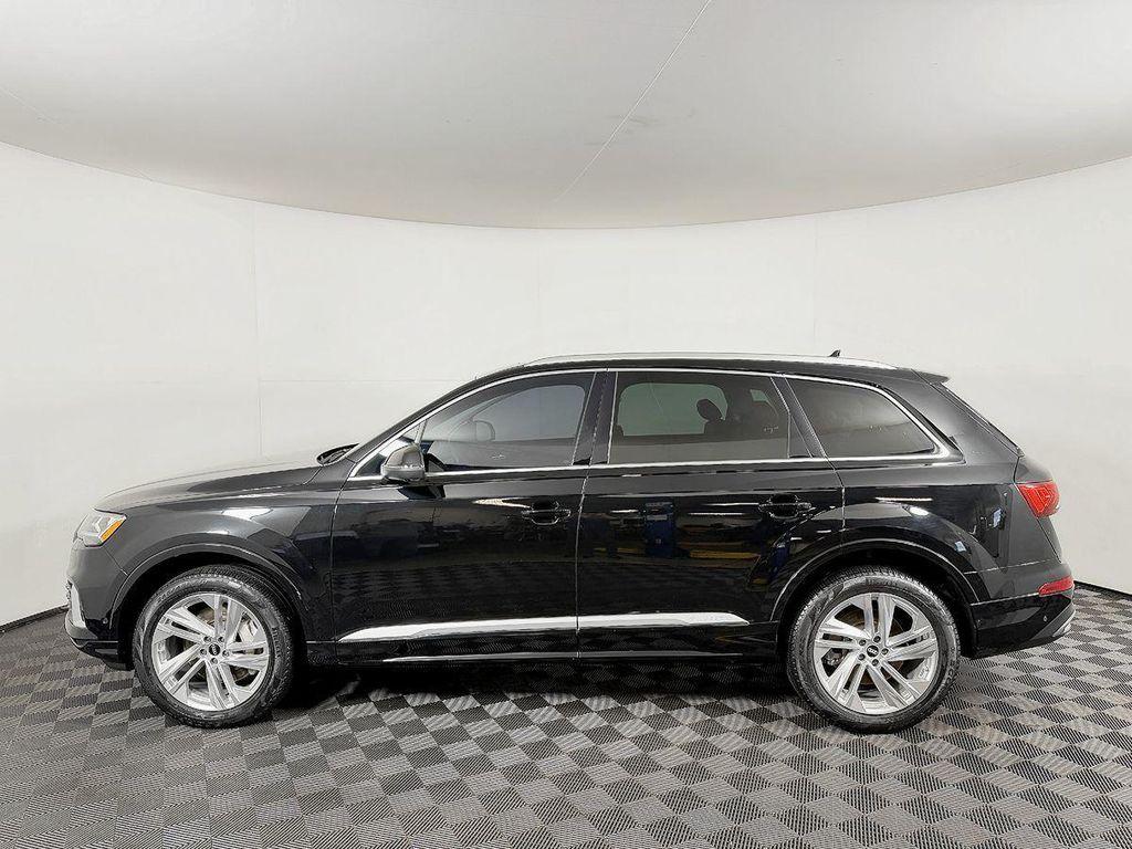 used 2022 Audi Q7 car, priced at $35,900