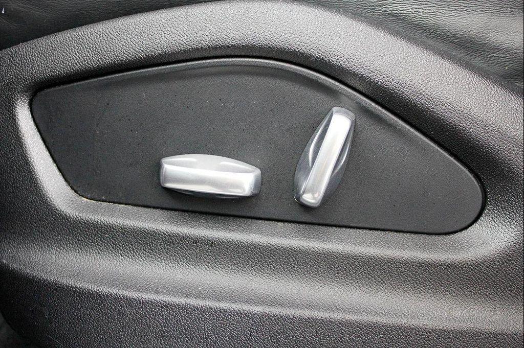 used 2019 Porsche Cayenne car, priced at $29,998