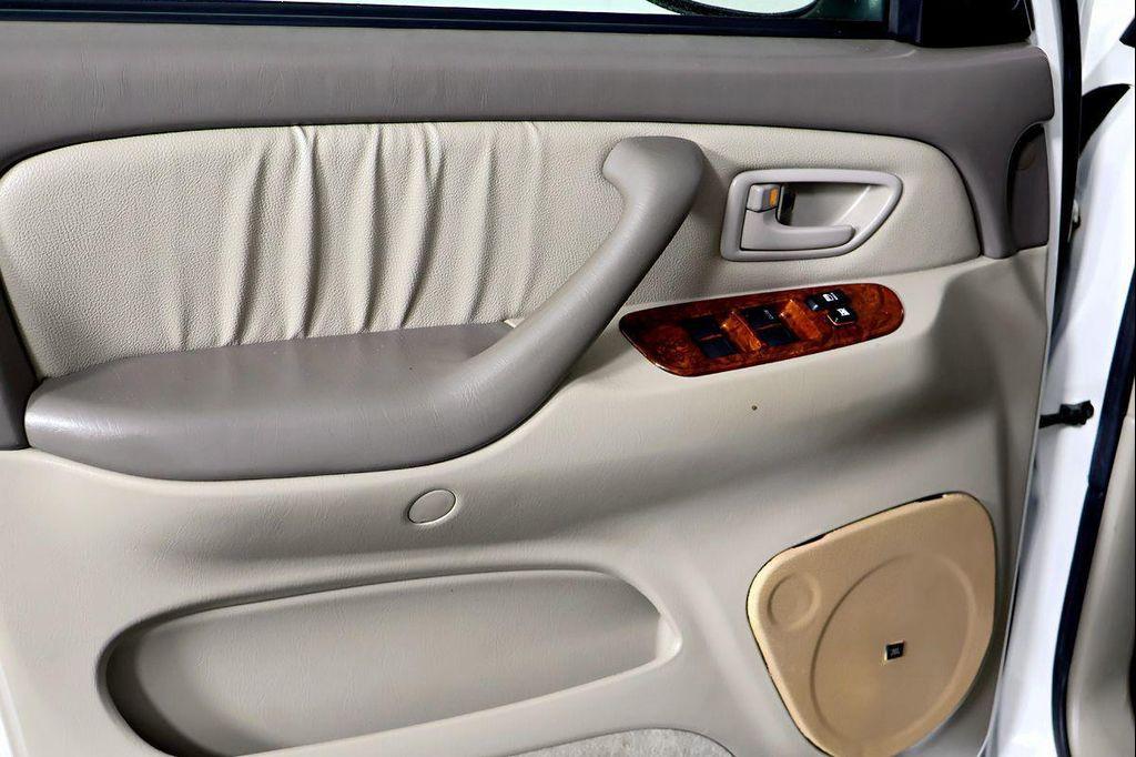 used 2006 Toyota Tundra car, priced at $17,999