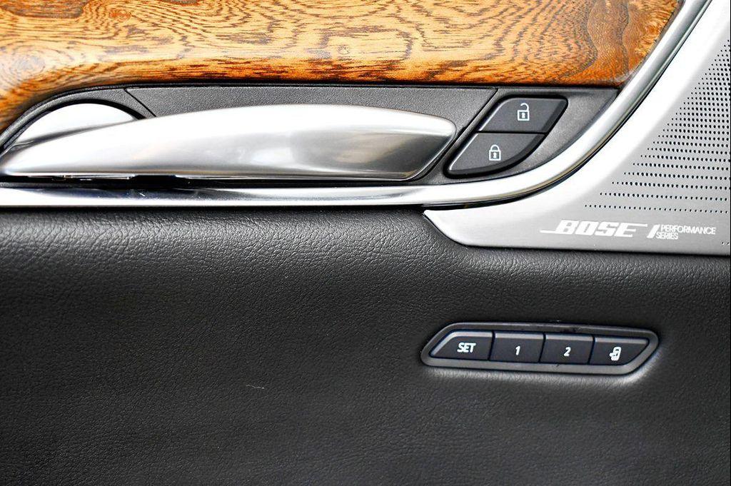 used 2021 Cadillac XT5 car, priced at $31,999